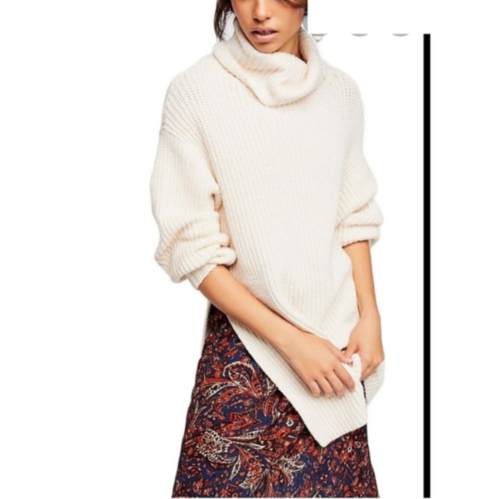 Free People XS Cream Eleven Turtleneck